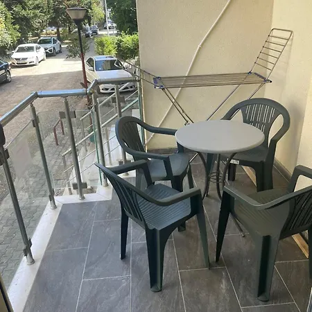 Roel&alvi Relax Lägenhet Golem (Tirana)