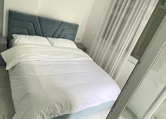 Roel&alvi Relax Golem (Tirana)